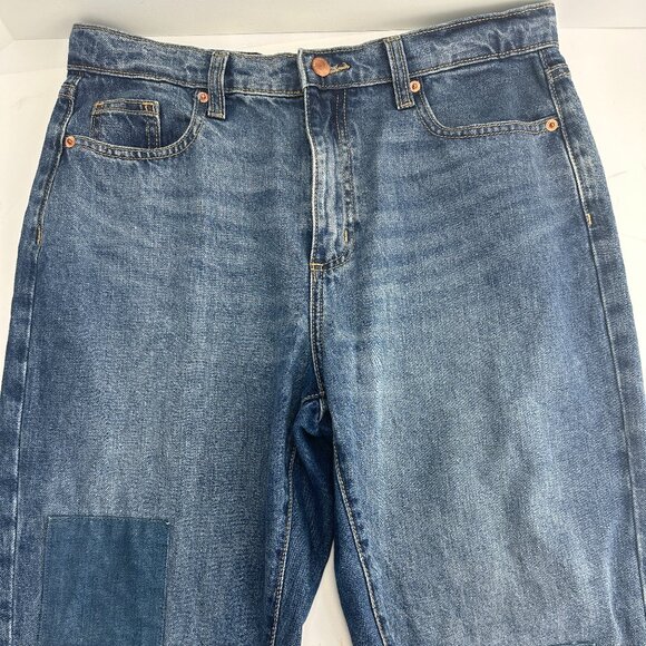 Universal Thread Women's High-Rise Boyfriend Jeans Medium Wash 4/27, Medium Blue - Picture 3 of 8